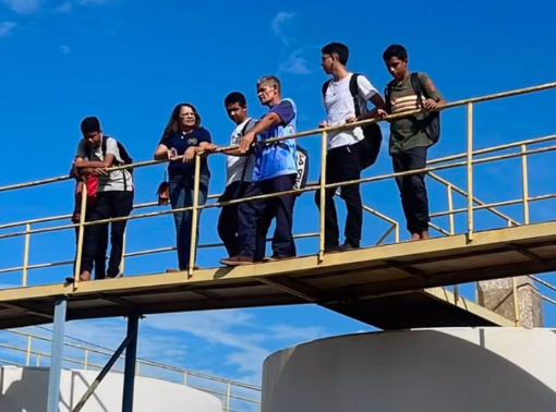Turmas de alunos do EJA II e IV, do CEJAM fizeram uma visita as Estações de Tratamento de Água (ETA I e ETA II).