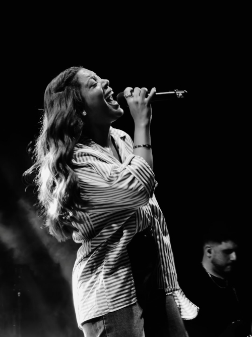 Que noite inesquecível! A 2ª edição do Aviva Fest Tarrafas foi um verdadeiro sucesso e marcou a nossa cidade com momentos de muita fé, louvor e comunhão-1.jpg