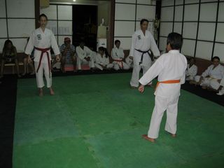 Exame de Faixa da Askaja -Projeto Karate na Comunidade - Foto 28