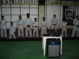 Exame de Faixa da Askaja -Projeto Karate na Comunidade - Foto 3