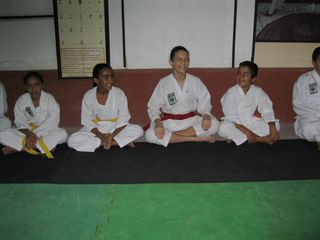 Exame de Faixa da Askaja -Projeto Karate na Comunidade - Foto 4