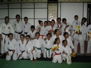 Exame de Faixa da Askaja -Projeto Karate na Comunidade - Foto 67