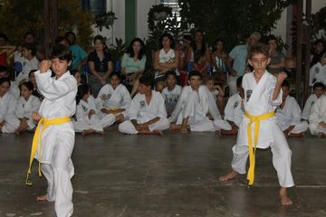Exame de Faixa do Projeto Karate na Comunidade - Foto 117