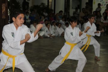 Exame de Faixa do Projeto Karate na Comunidade - Foto 121
