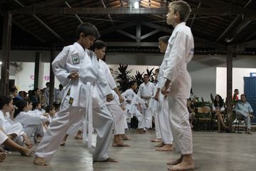 Exame de Faixa do Projeto Karate na Comunidade - Foto 153