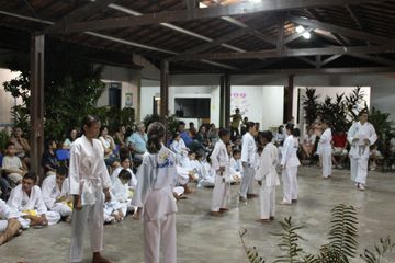 Exame de Faixa do Projeto Karate na Comunidade - Foto 170