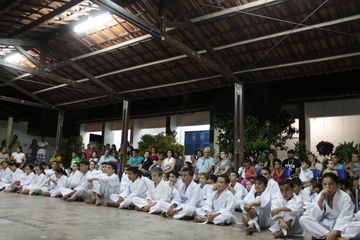Exame de Faixa do Projeto Karate na Comunidade - Foto 18