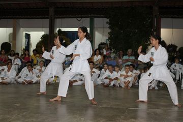 Exame de Faixa do Projeto Karate na Comunidade - Foto 193