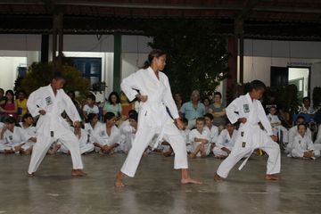 Exame de Faixa do Projeto Karate na Comunidade - Foto 195