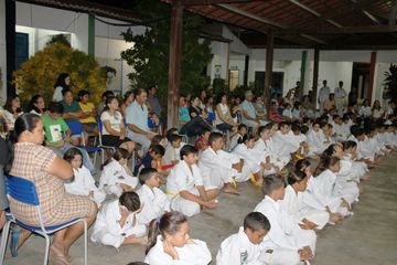 Exame de Faixa do Projeto Karate na Comunidade - Foto 21