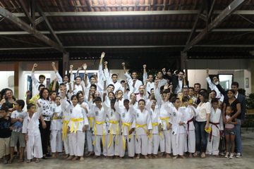 Exame de Faixa do Projeto Karate na Comunidade - Foto 294