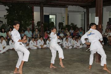 Exame de Faixa do Projeto Karate na Comunidade - Foto 46