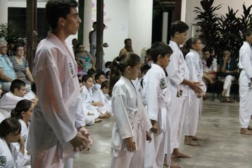 Exame de Faixa do Projeto Karate na Comunidade - Foto 51