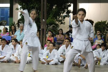 Exame de Faixa do Projeto Karate na Comunidade - Foto 56