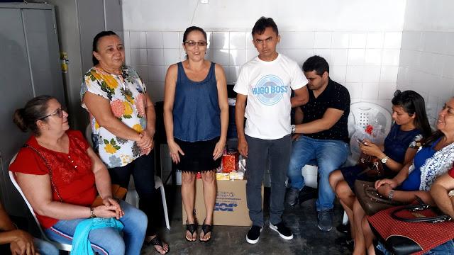 Entrega dos kits dos agentes de sa&uacute;de