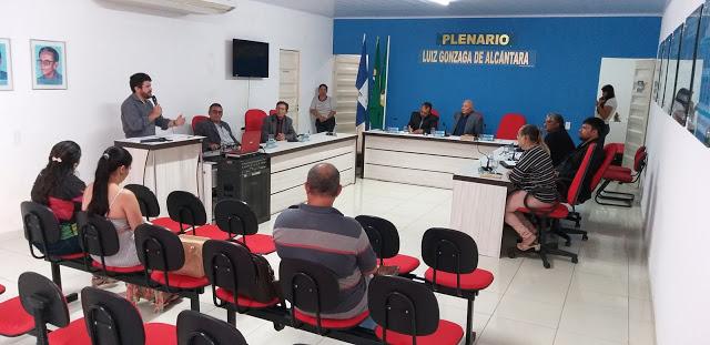 secret&aacute;rio de prote&ccedil;&atilde;o social apresenta planos na c&acirc;mara