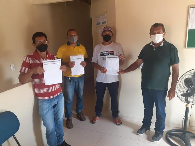 Foto de representantes das Associa&ccedil;&otilde;es de produtos rurais