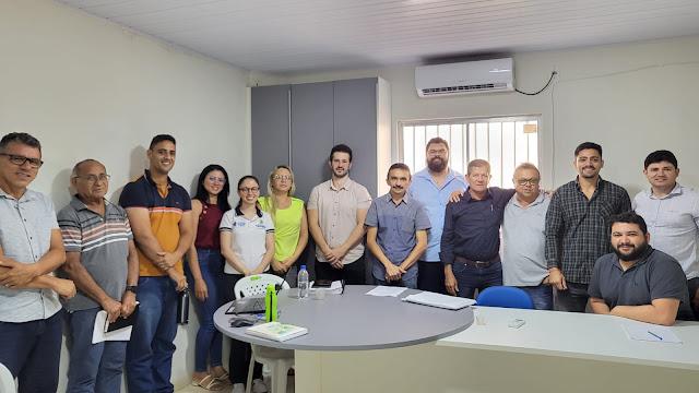 Setor de Licitação e Compras, participam de reunião com a gestão