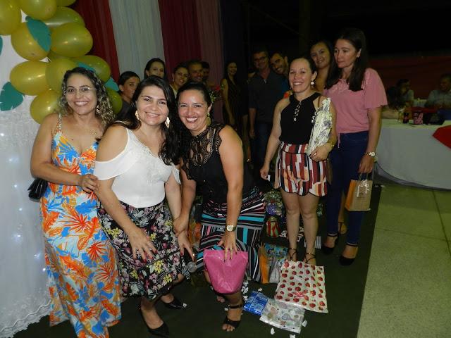 Festa das m&atilde;es da escola Em&iacute;lia Ferreira