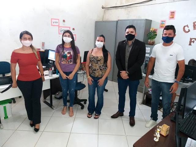 Foto de membros da Assist&ecirc;ncia Social