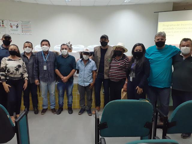 Secretario Municipal de Agricultura participa de encontro do couro.