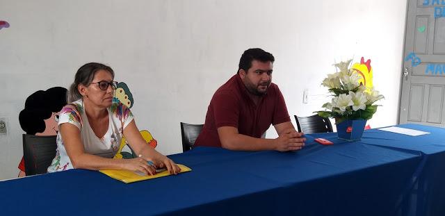 Reuni&atilde;o com professores classificados