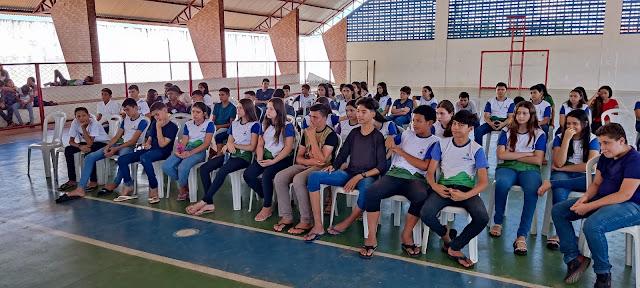 Maio Laranja: Palestras na Escola Emília Ferreira.