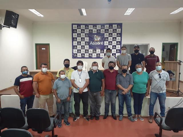 Secretário de Agricultura participa de reunião da EMBRAPA.