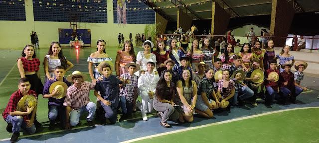 Escola Emília Ferreira Mantém a Tradição e Faz um Belíssimo São João/2024.