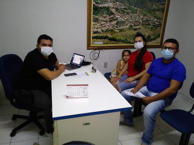 Prefeito Taiano Martins despachou com os secret&aacute;rios de Assist&ecirc;ncia Social e Comunica&ccedil;&atilde;o