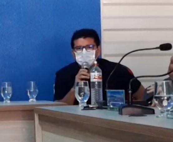 Vice-Prefeito prestigia sess&atilde;o da C&acirc;mara