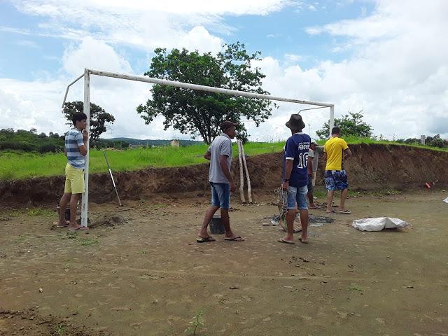 Jovens ganham novo espaço esportivo
