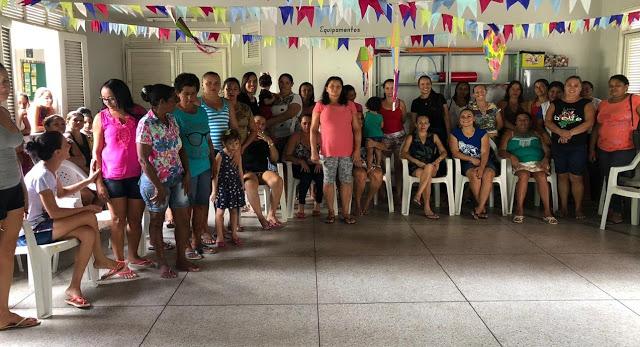 palestra com grupo do PAIF