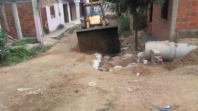 Ruas passam por limpeza no Bairro Boa Vista em Tarrafas