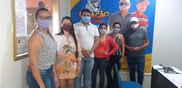 Prefeito e equipe da Secretaria de Assist&ecirc;ncia Social participam de programa de radio