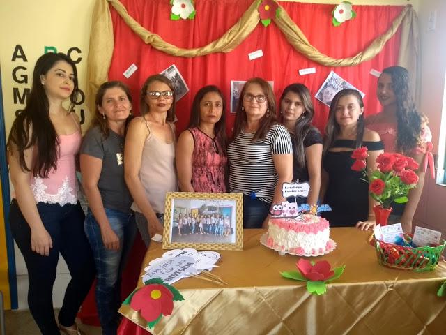 CEI Mac&aacute;rio Mendes Arrais se confraterniza com funcion&aacute;rios