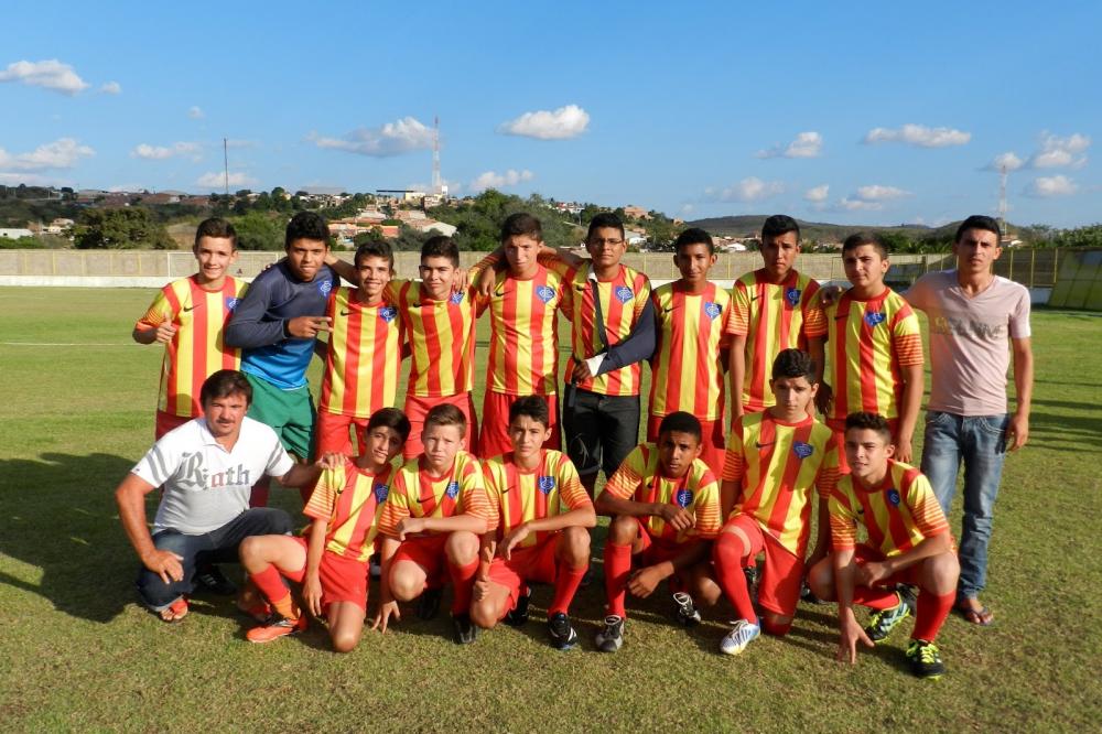 Integrantes do Arrai&aacute; da Escola Ricarte Pedro do Carmo