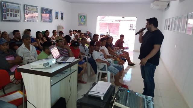 semin&aacute;rio sobre o palntio de algod&atilde;o