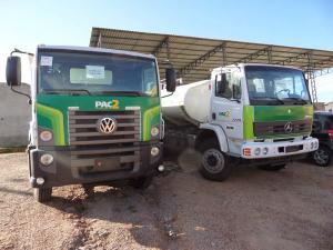  Duas M&aacute;quinas do PAC.