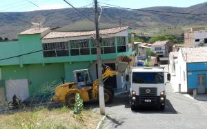 M&aacute;quinas que auxiliam na recupera&ccedil;&atilde;o do esgoto